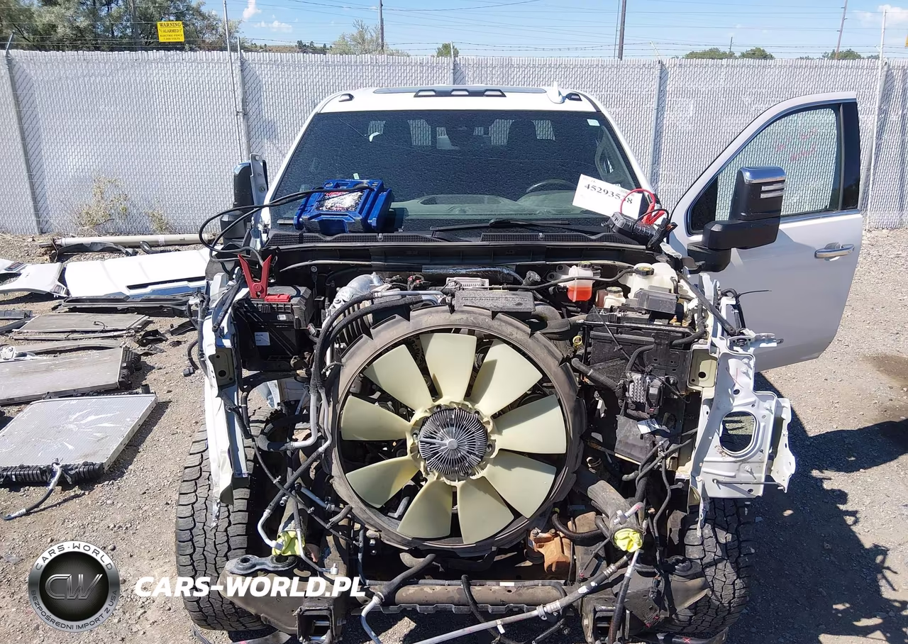 2022 GMC Sierra 3500Hd Denali VIN:1GT49WEY0NF126615 - 9