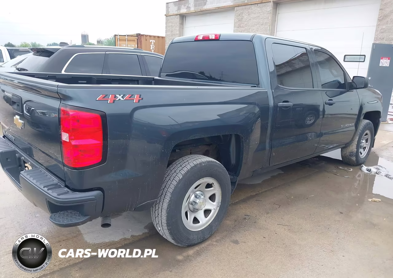 2018 Chevrolet Silverado 1500 Wt VIN:3GCUKNEH2JG140488 - 4