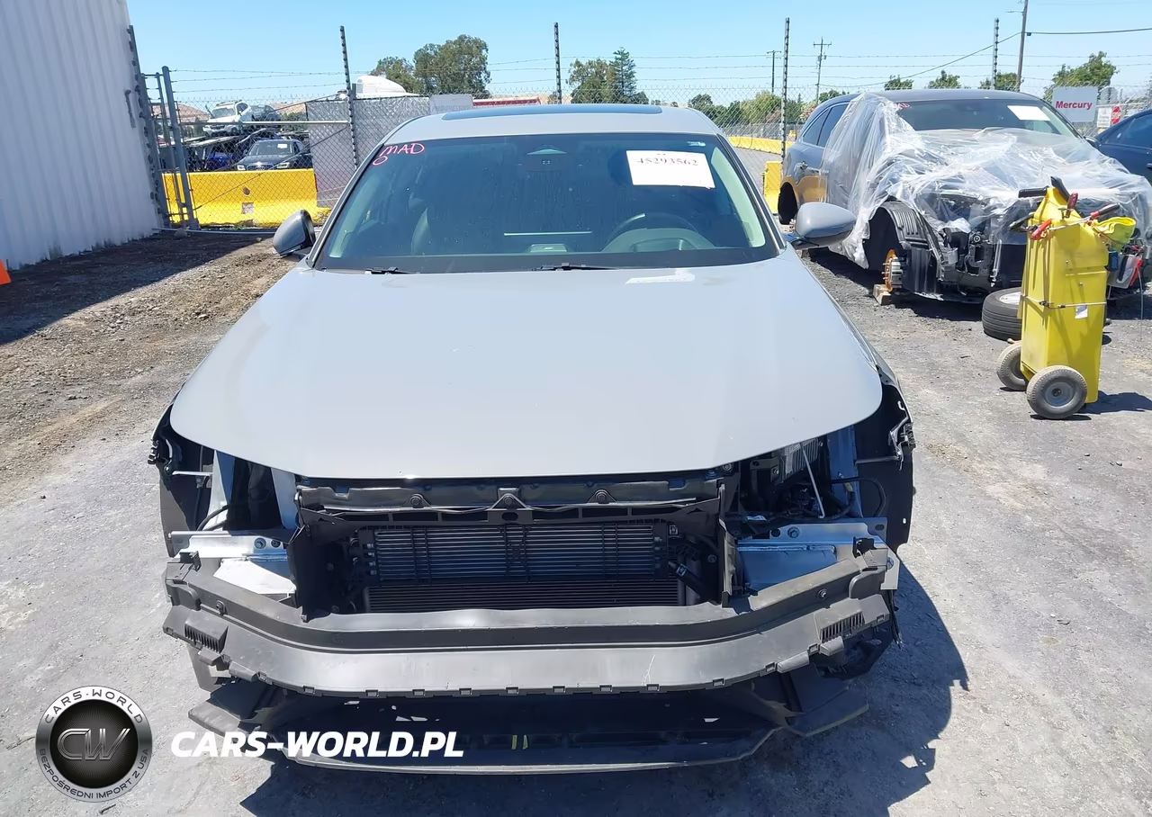 2024 Honda Accord Hybrid Touring VIN:1HGCY2F82RA012190 - 12