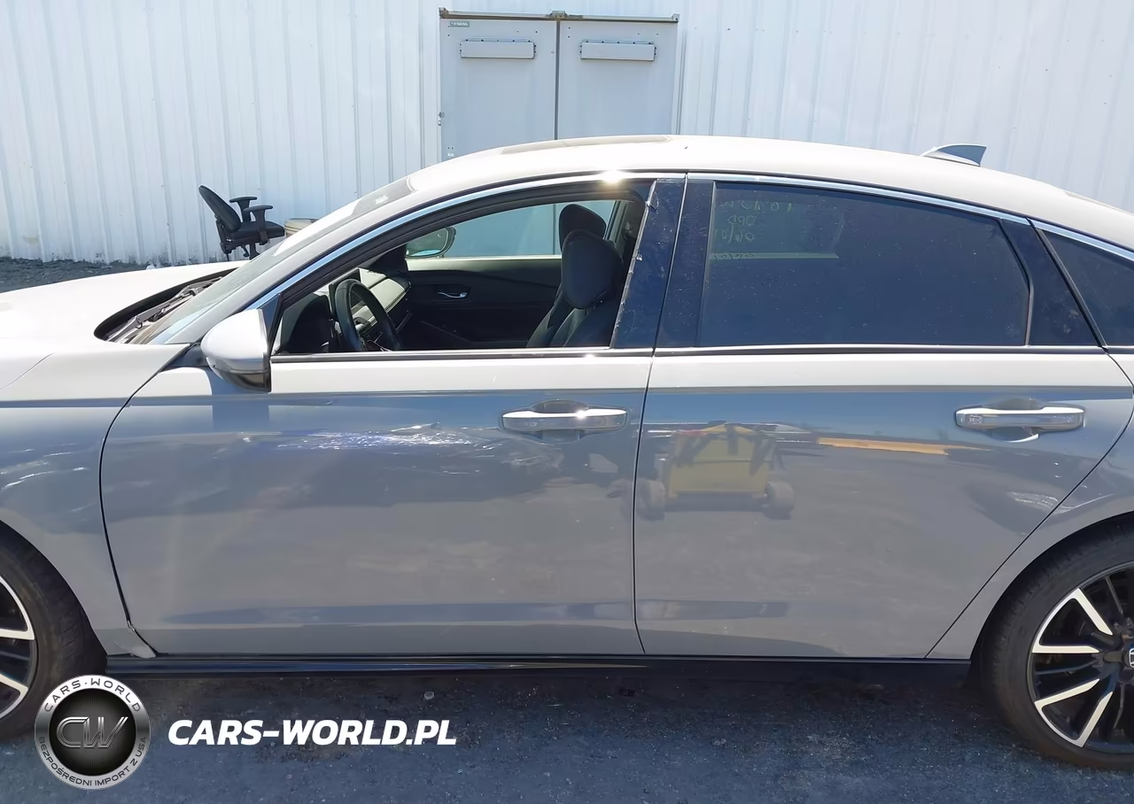 2024 Honda Accord Hybrid Touring VIN:1HGCY2F82RA012190 - 14