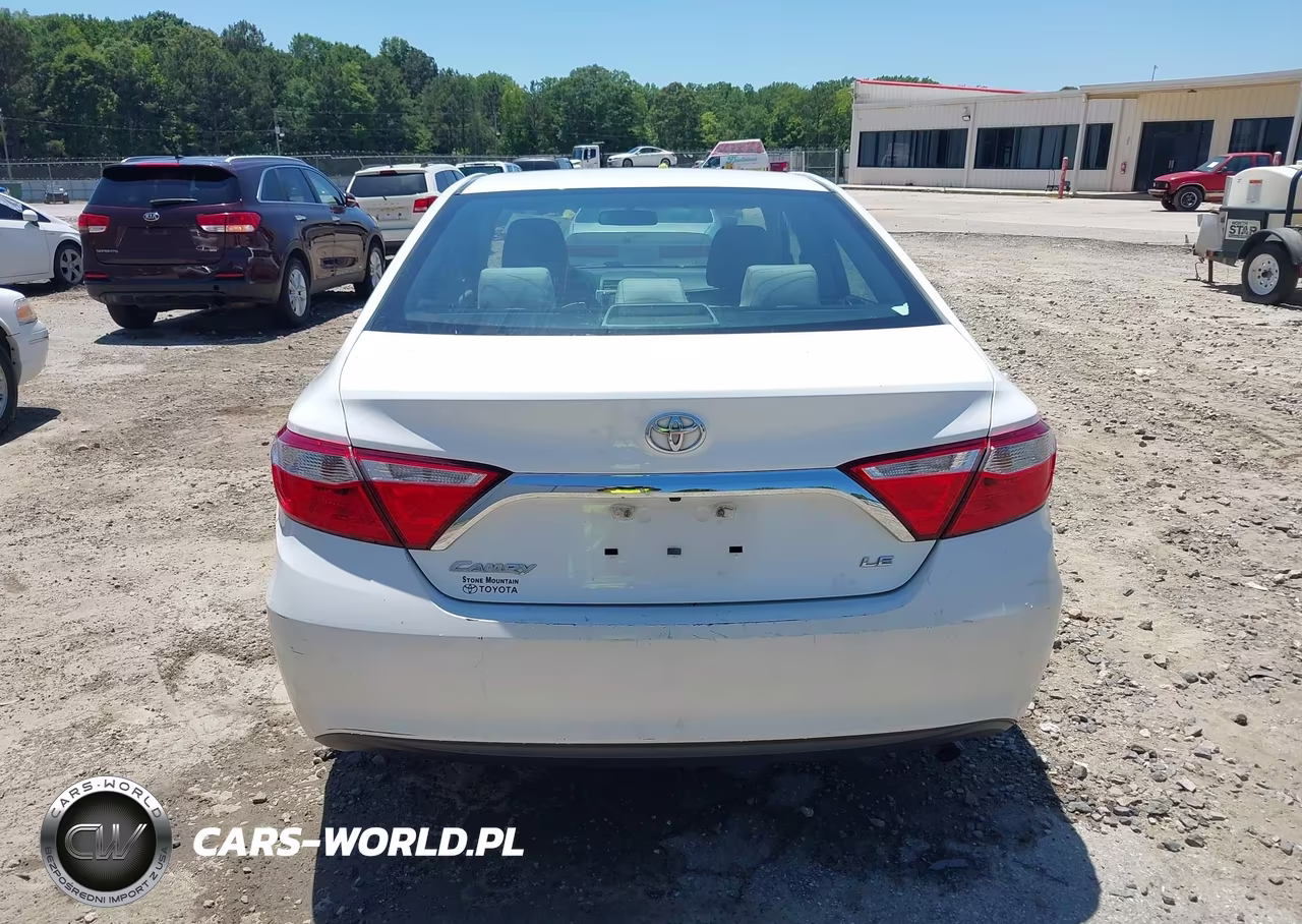 2017 Toyota Camry Le VIN:4T1BF1FK2HU404844 - 16