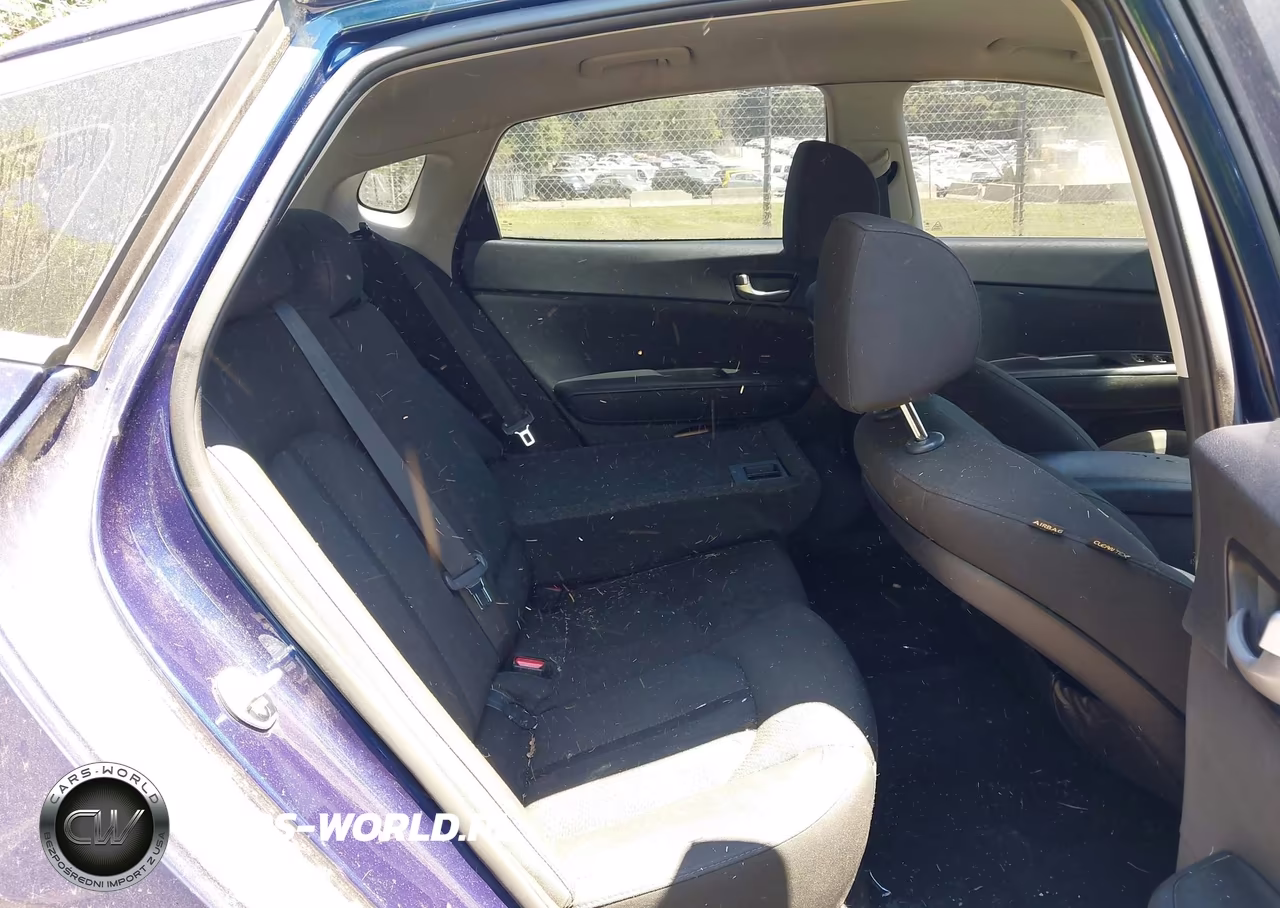 2017 Kia Optima Lx VIN:5XXGT4L3XHG130400 - 8