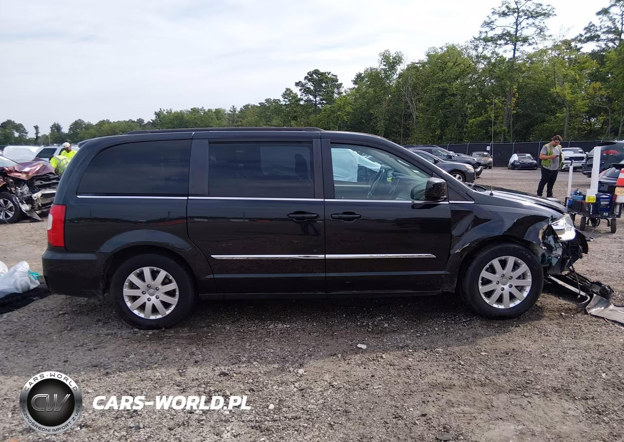2016 Chrysler Town & Country Touring VIN:2C4RC1BG0GR292991 - 13