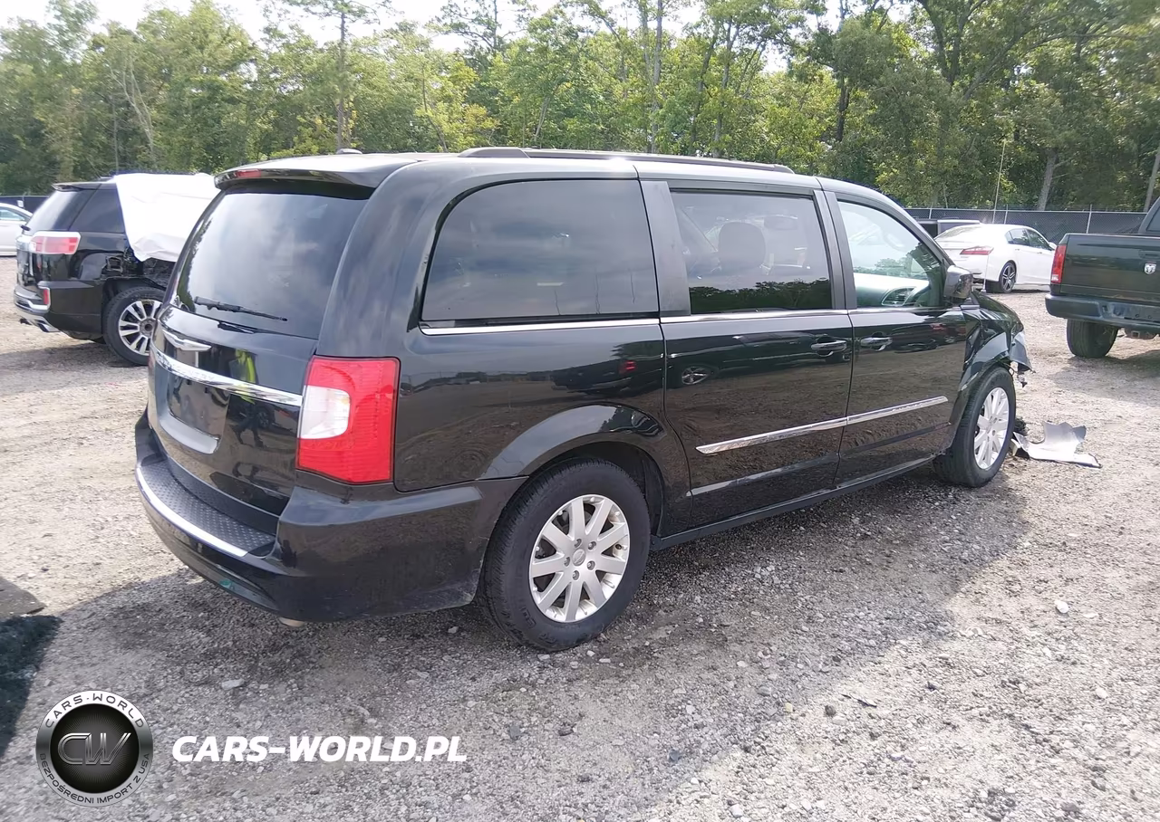 2016 Chrysler Town & Country Touring VIN:2C4RC1BG0GR292991 - 4