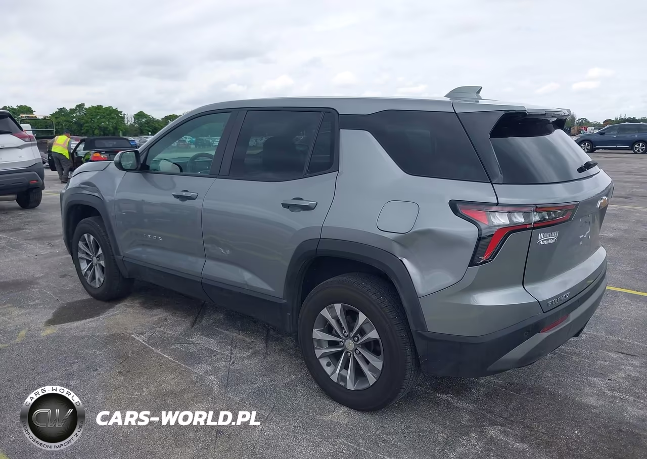 2026 Chevrolet Equinox Fwd Lt VIN:3GNAXHEG6TL143568 - 3