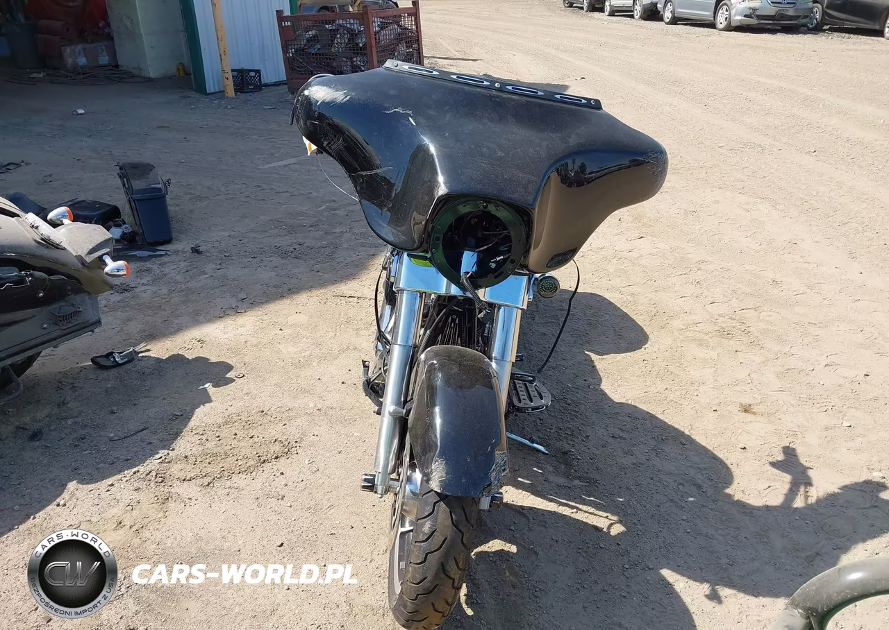 2010 Harley-Davidson Flhx VIN:1HD1KB415AB643705 - 5