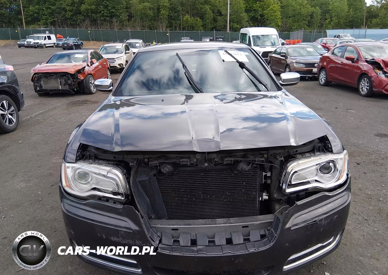 2013 Chrysler 300 Motown VIN:2C3CCAAG5DH615218 - 6