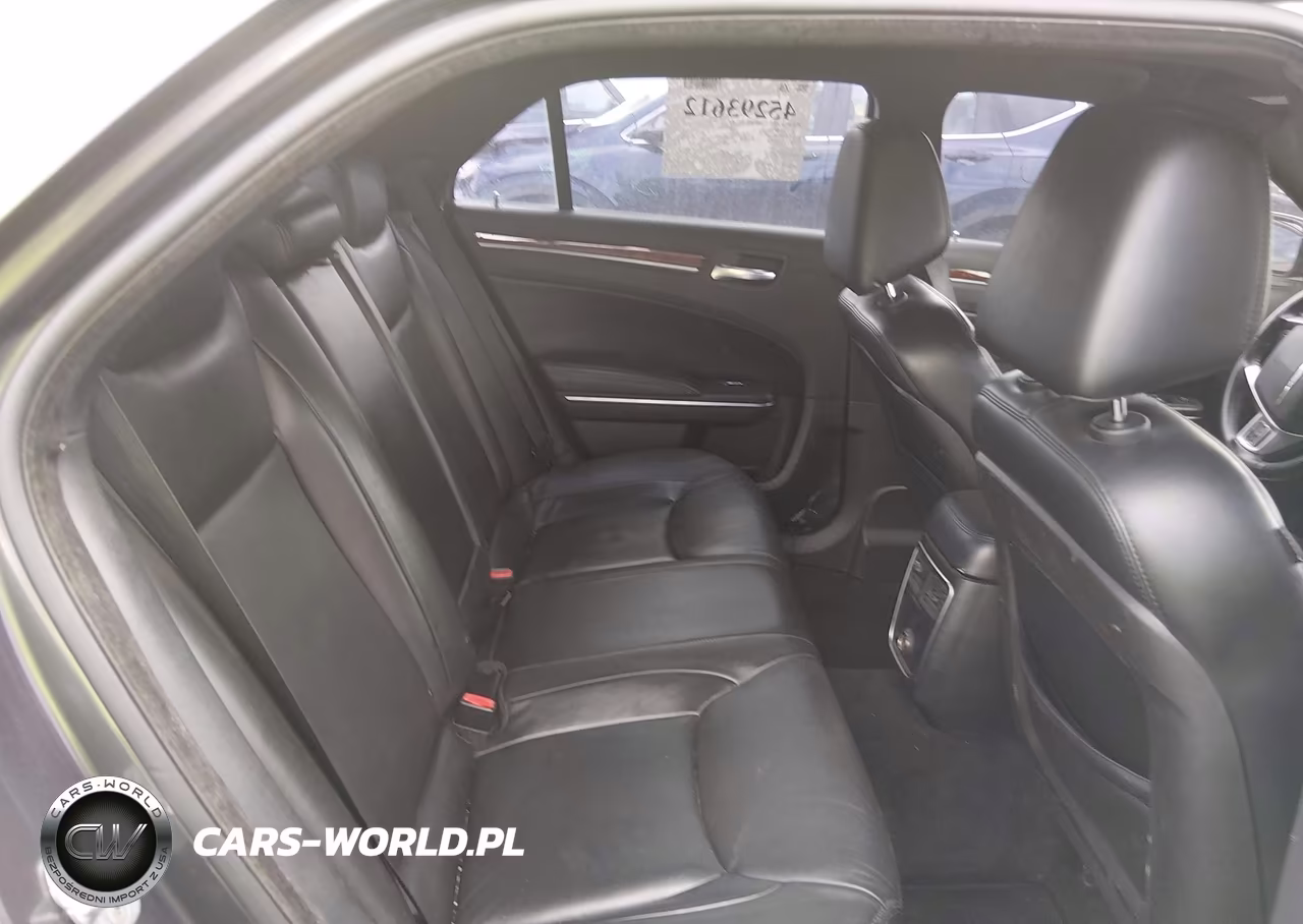 2013 Chrysler 300 Motown VIN:2C3CCAAG5DH615218 - 8