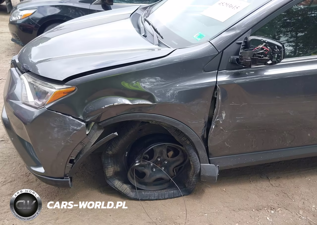 2018 Toyota Rav4 Le VIN:JTMBFREV0JJ223036 - 6