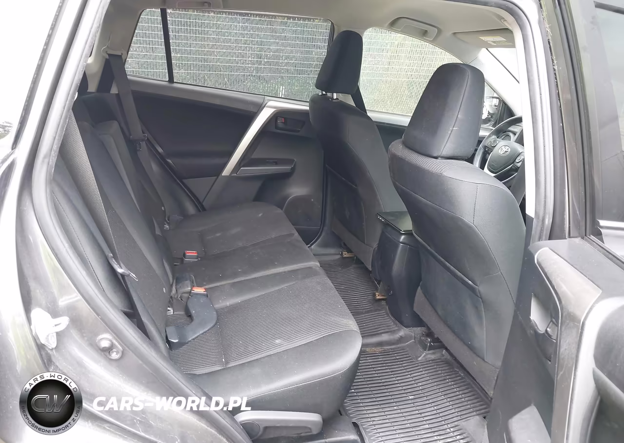 2018 Toyota Rav4 Le VIN:JTMBFREV0JJ223036 - 8