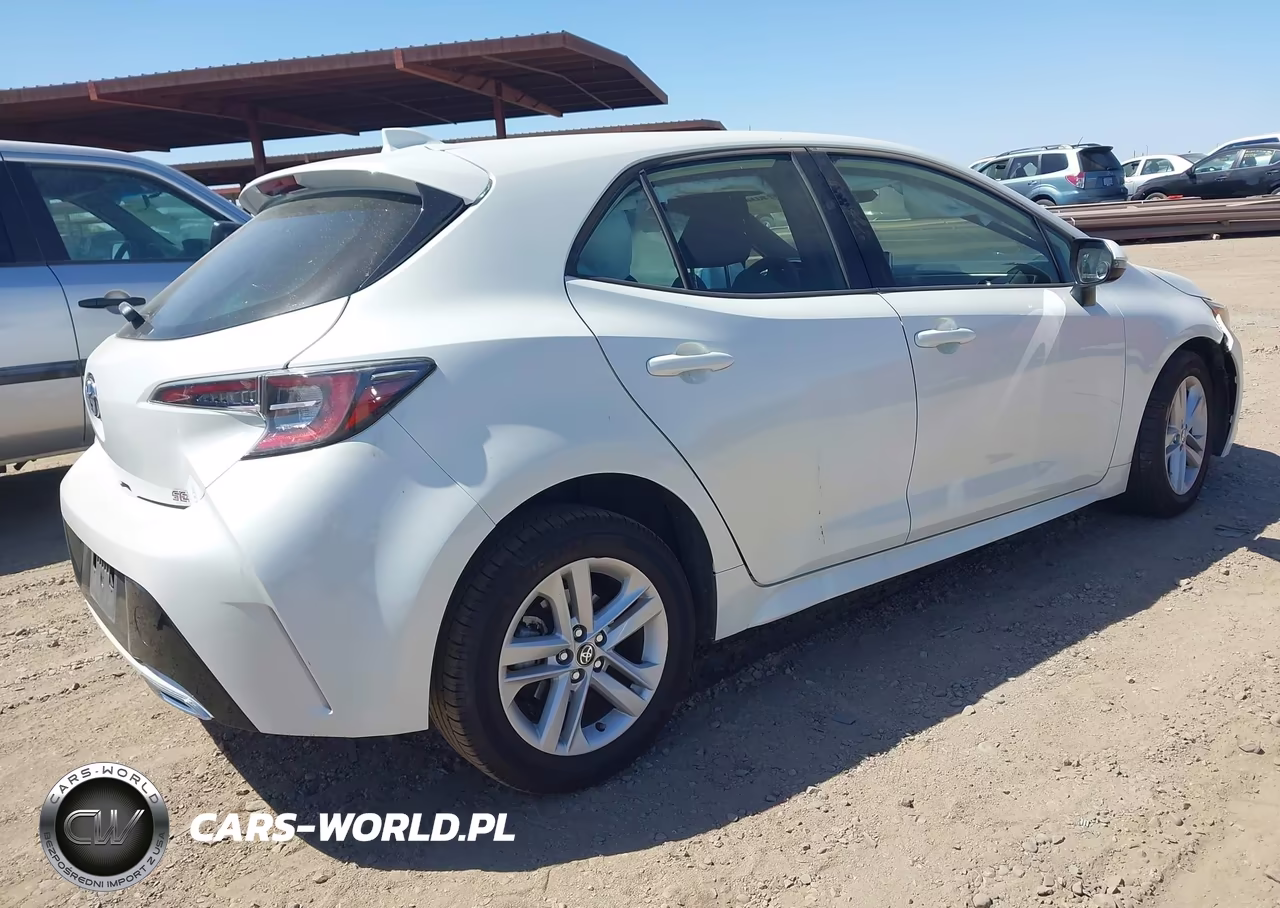 2020 Toyota Corolla Se VIN:JTND4RBE7L3092547 - 4