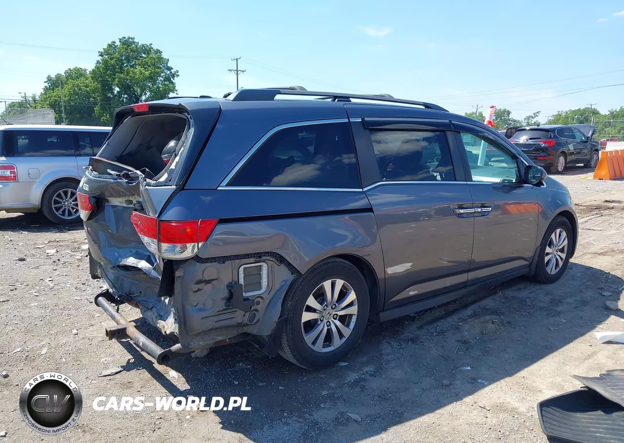 2016 Honda Odyssey Se VIN:5FNRL5H30GB142340 - 4
