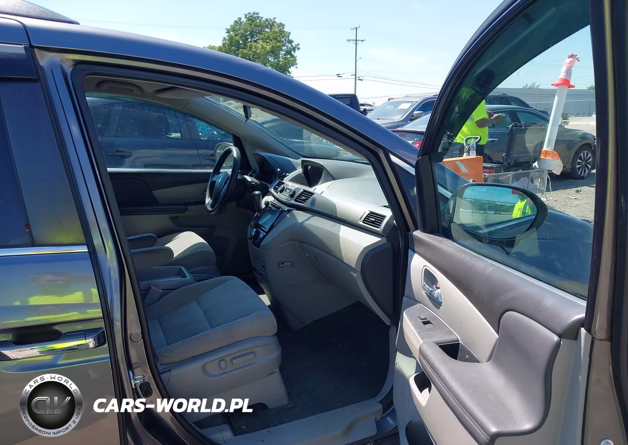 2016 Honda Odyssey Se VIN:5FNRL5H30GB142340 - 5