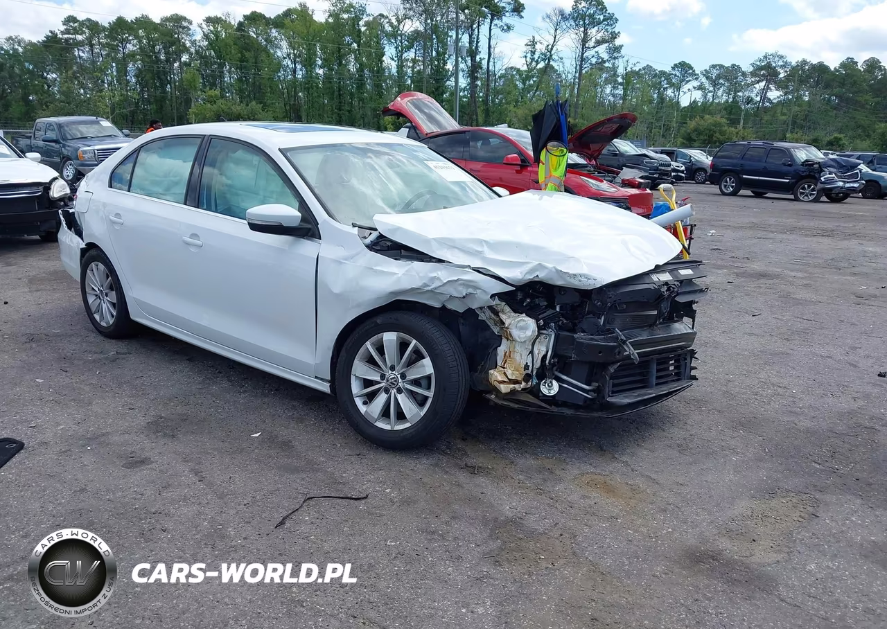 2015 Volkswagen Jetta 1.8T Se – zdjęcie 1 z 17