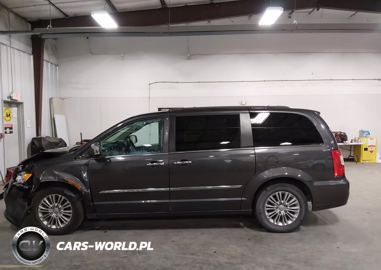 2016 Chrysler Town & Country Touring-L Anniversary Edition VIN:2C4RC1CGXGR127822 - 14