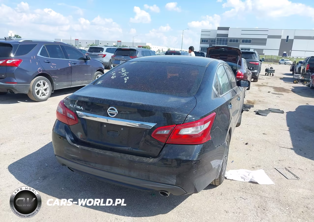 2018 Nissan Altima 2.5 S VIN:1N4AL3AP9JC477959 - 4