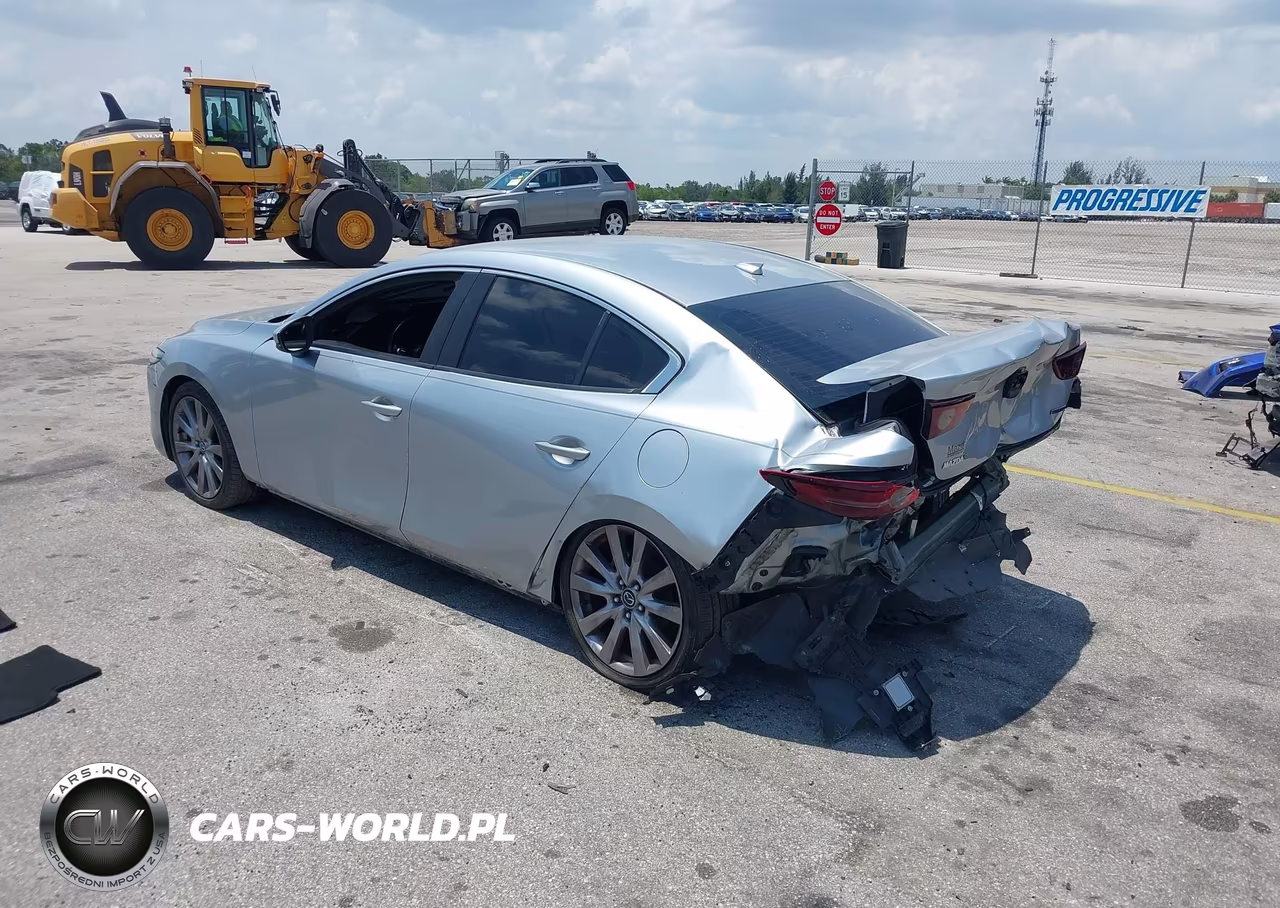 2019 Mazda Mazda3 Preferred Package VIN:3MZBPADL5KM105953 - 3
