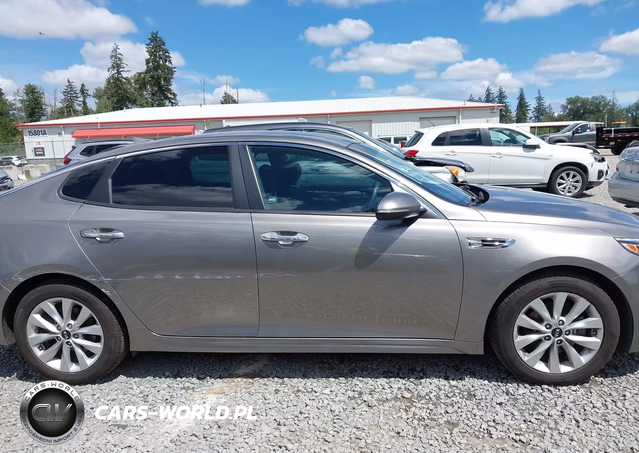 2018 Kia Optima Lx VIN:5XXGT4L32JG261567 - 13
