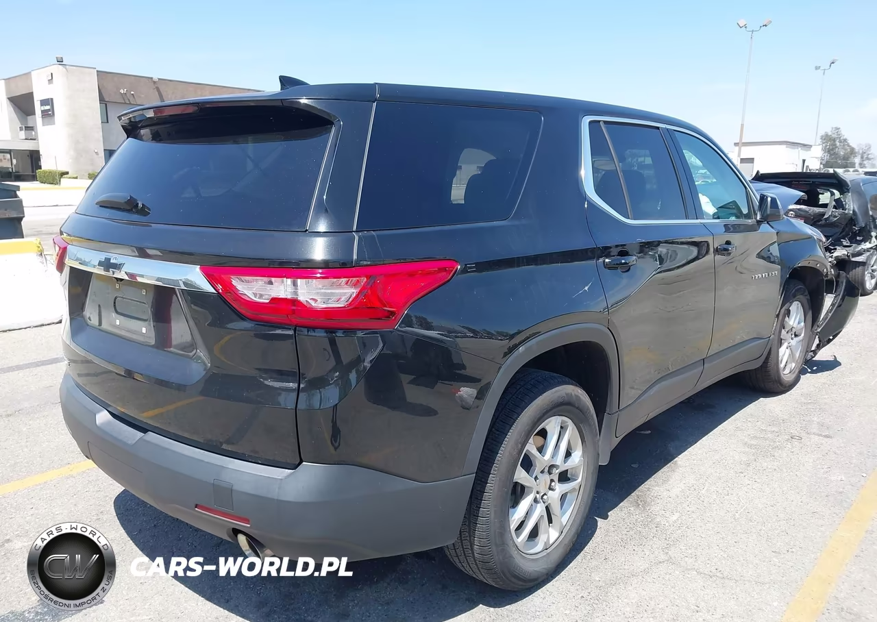 2021 Chevrolet Traverse Fwd Ls VIN:1GNERFKW7MJ165096 - 4