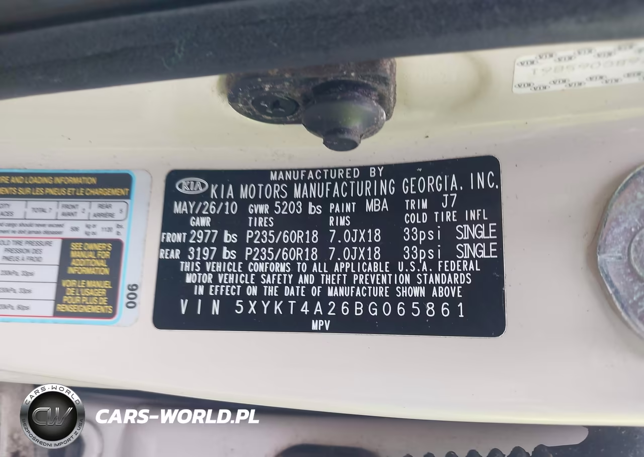 2011 Kia Sorento Lx V6 VIN:5XYKT4A26BG065861 - 9