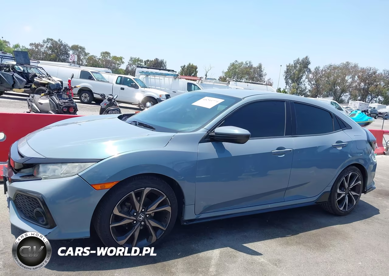2018 Honda Civic Sport VIN:SHHFK7H41JU416628 - 14