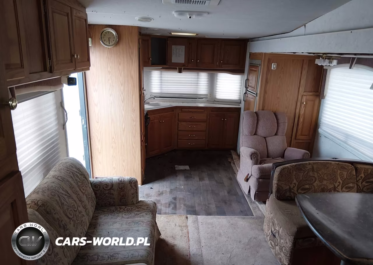 1999 Hitchhiker 5Th Wheel VIN:1C932JP07XA008310 - 8