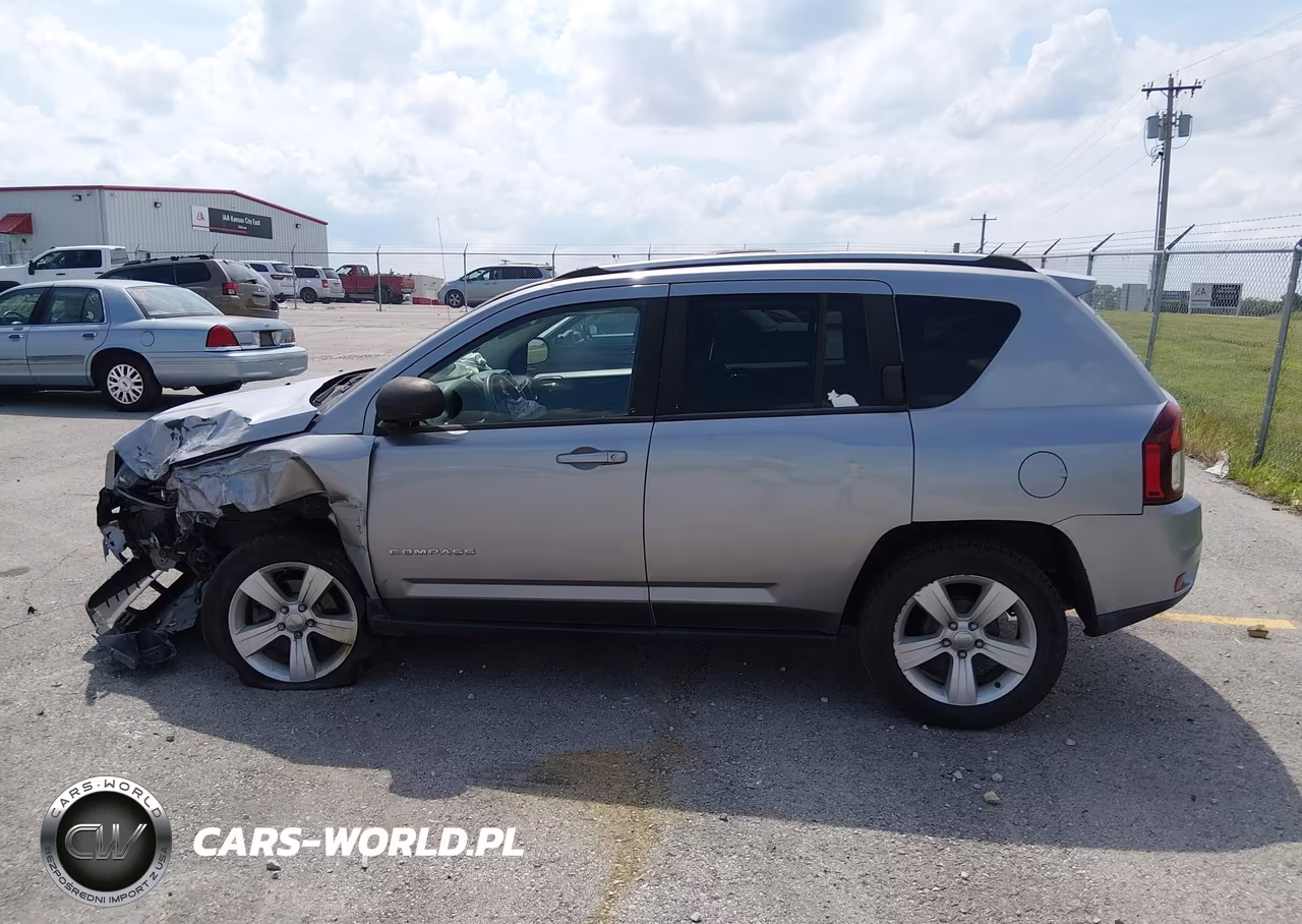 2016 Jeep Compass Sport VIN:1C4NJCBA1GD524626 - 15