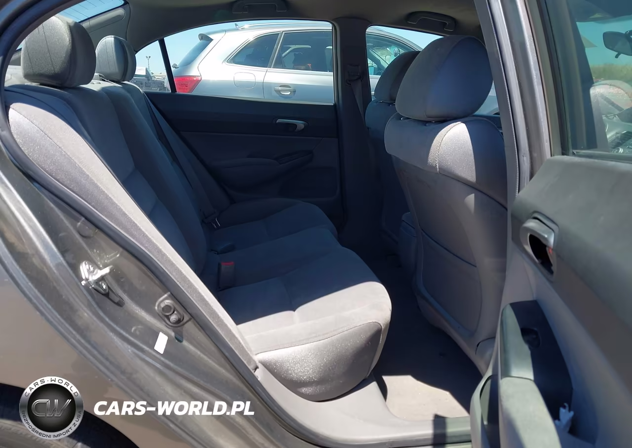 2007 Honda Civic Lx VIN:1HGFA16517L011082 - 8