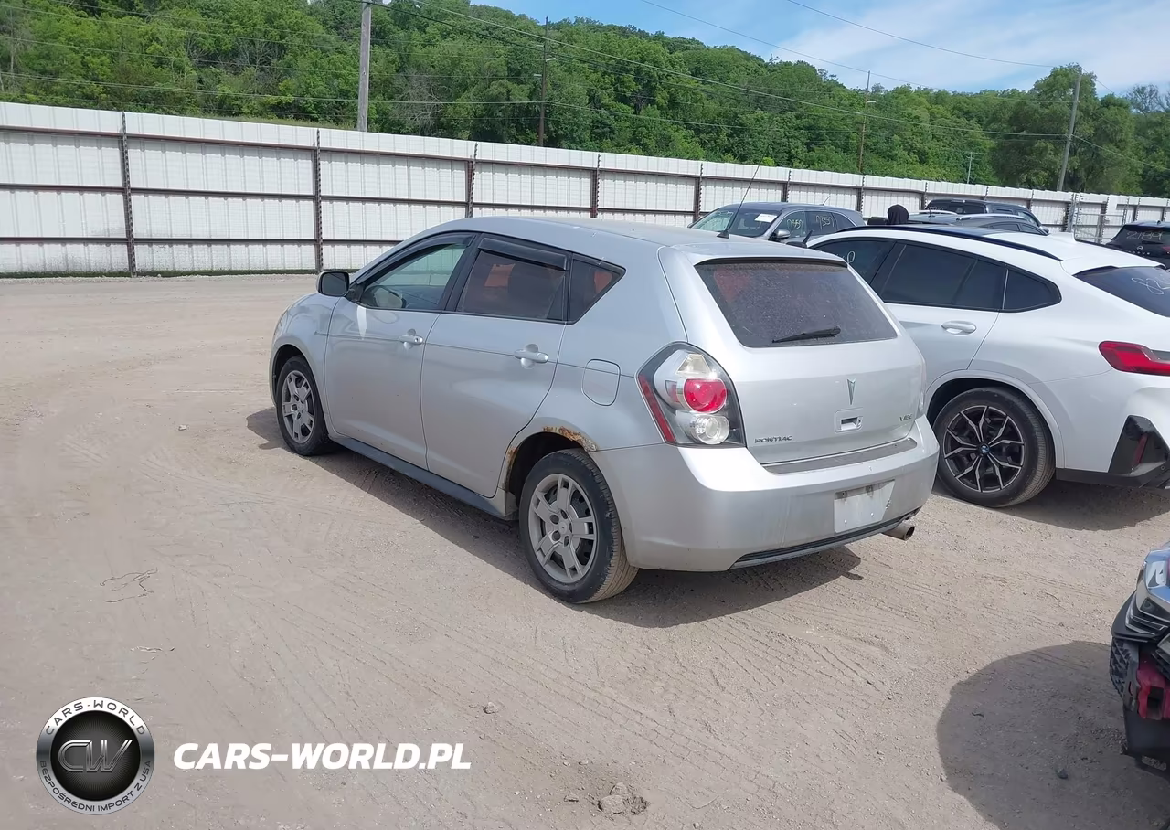 2009 Pontiac Vibe VIN:5Y2SP67009Z425028 - 3