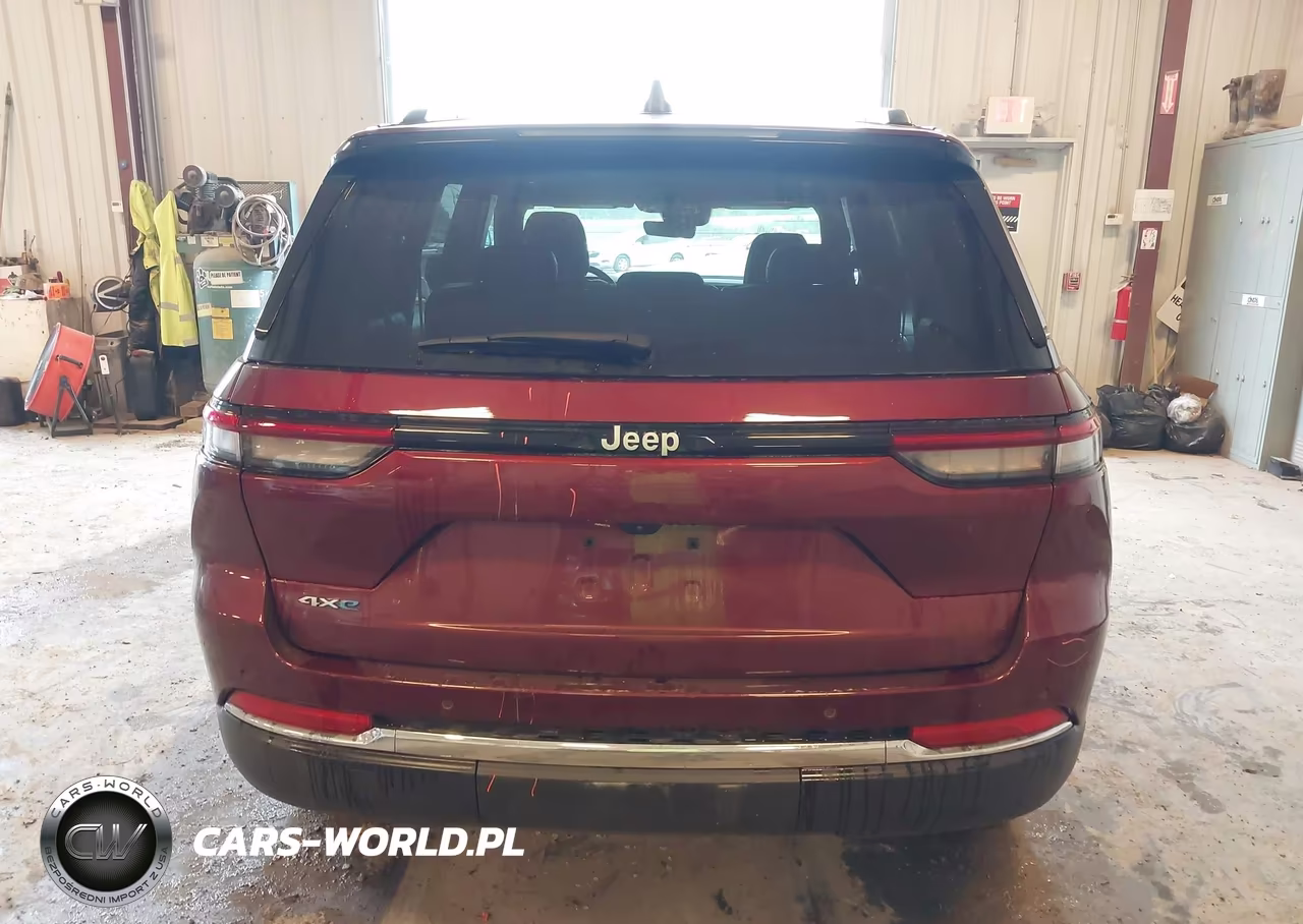 2025 Jeep Grand Cherokee 4Xe VIN:1C4RJYB61S8689409 - 16