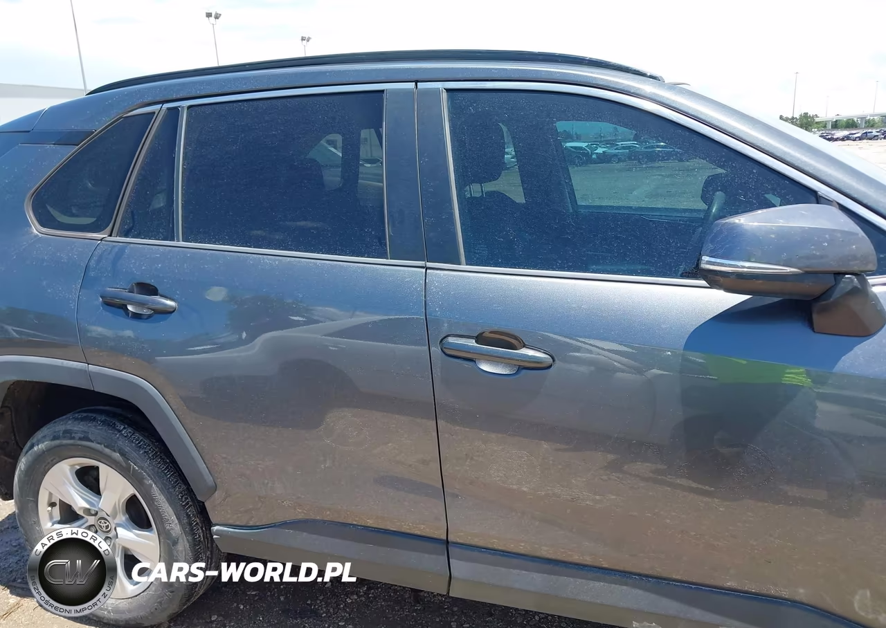 2021 Toyota Rav4 Xle VIN:2T3W1RFV6MC130317 - 13