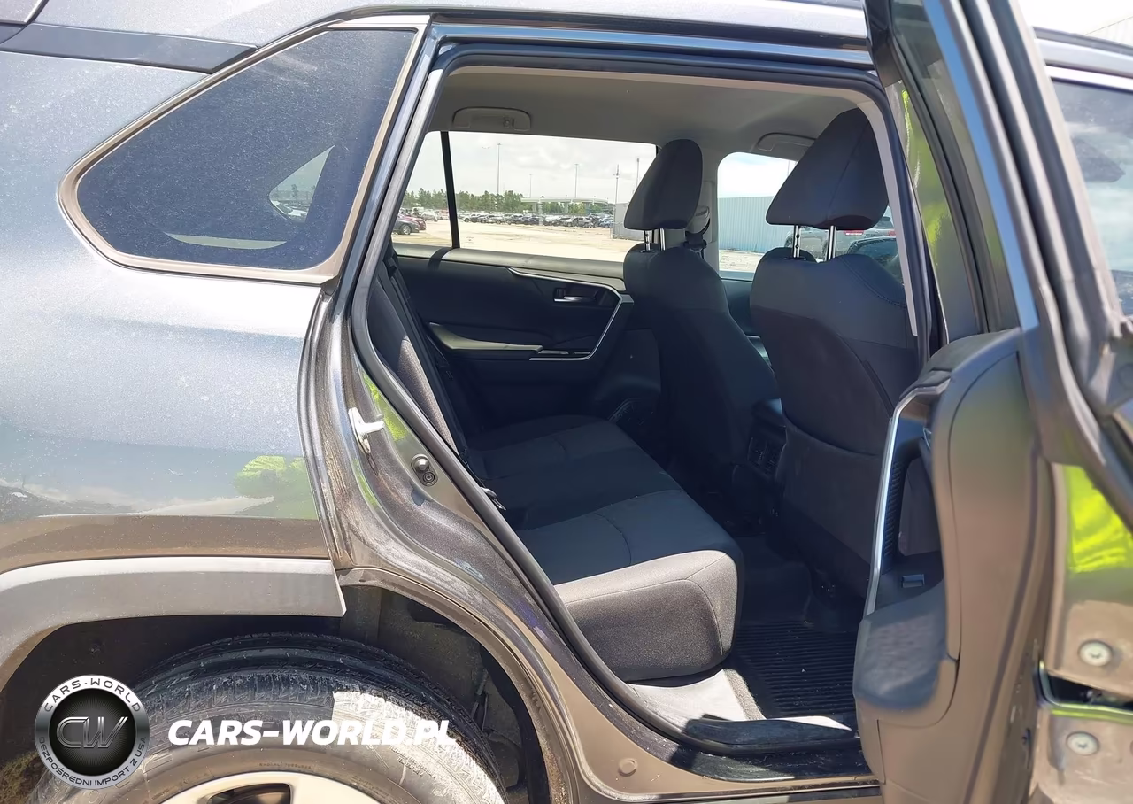 2021 Toyota Rav4 Xle VIN:2T3W1RFV6MC130317 - 8