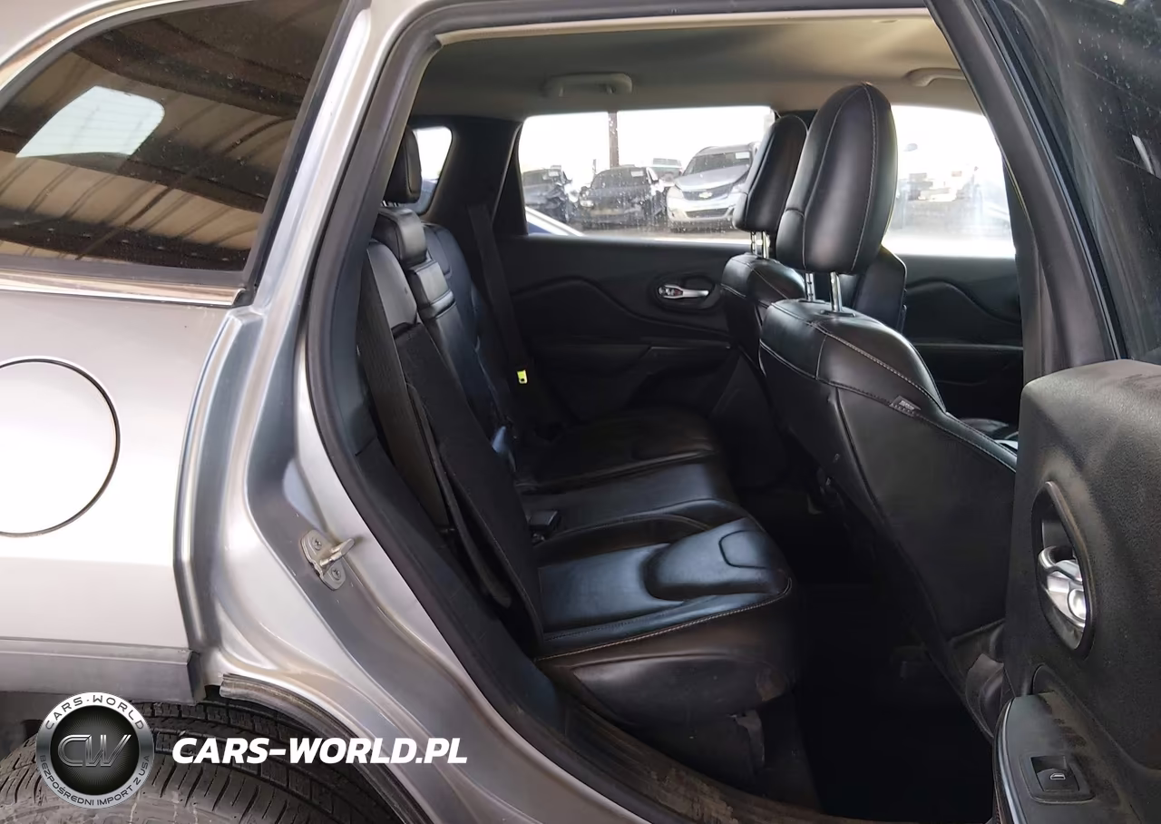 2015 Jeep Cherokee Limited VIN:1C4PJLDB8FW507632 - 8