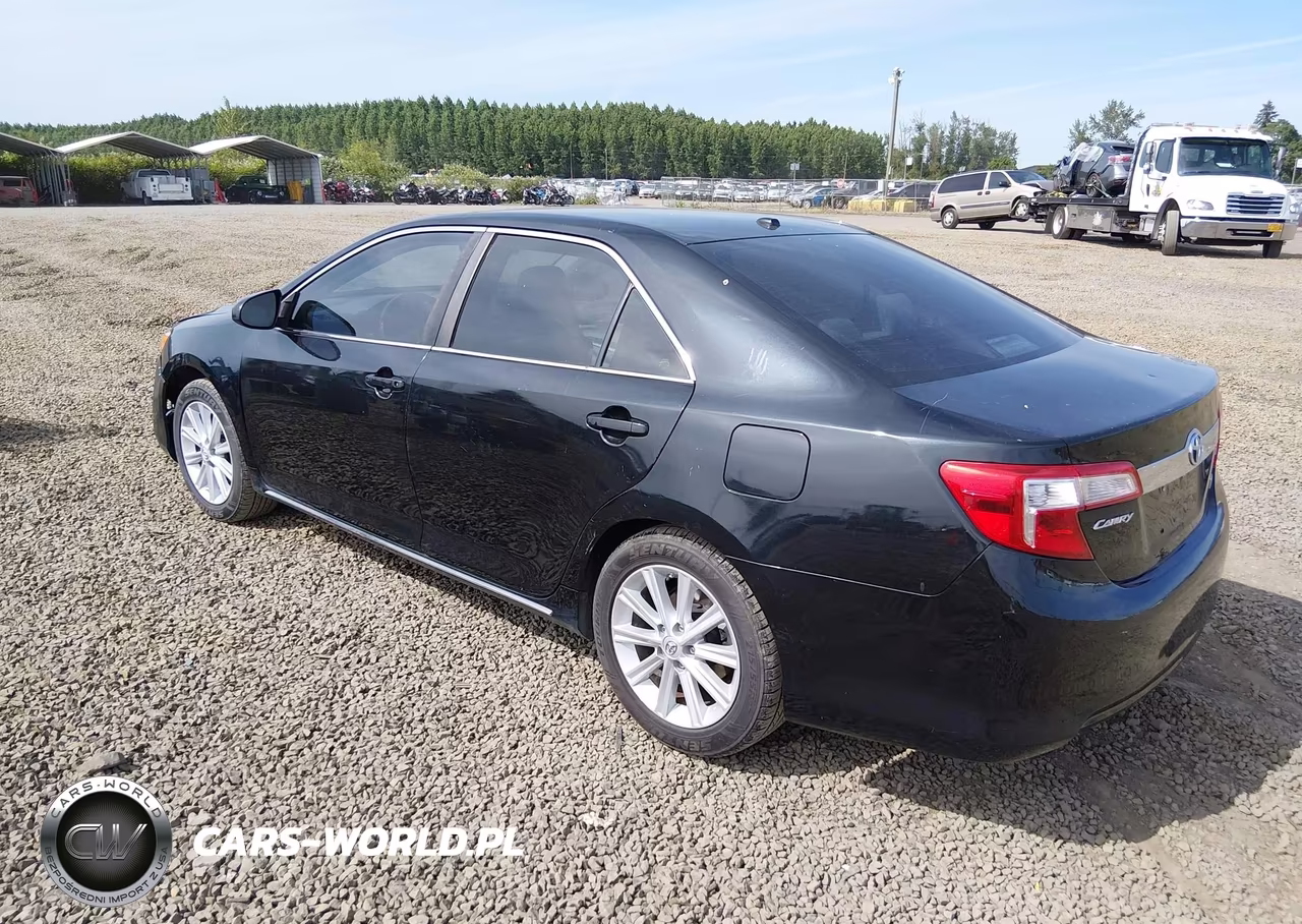 2012 Toyota Camry Hybrid Xle VIN:4T1BD1FK4CU024922 - 3