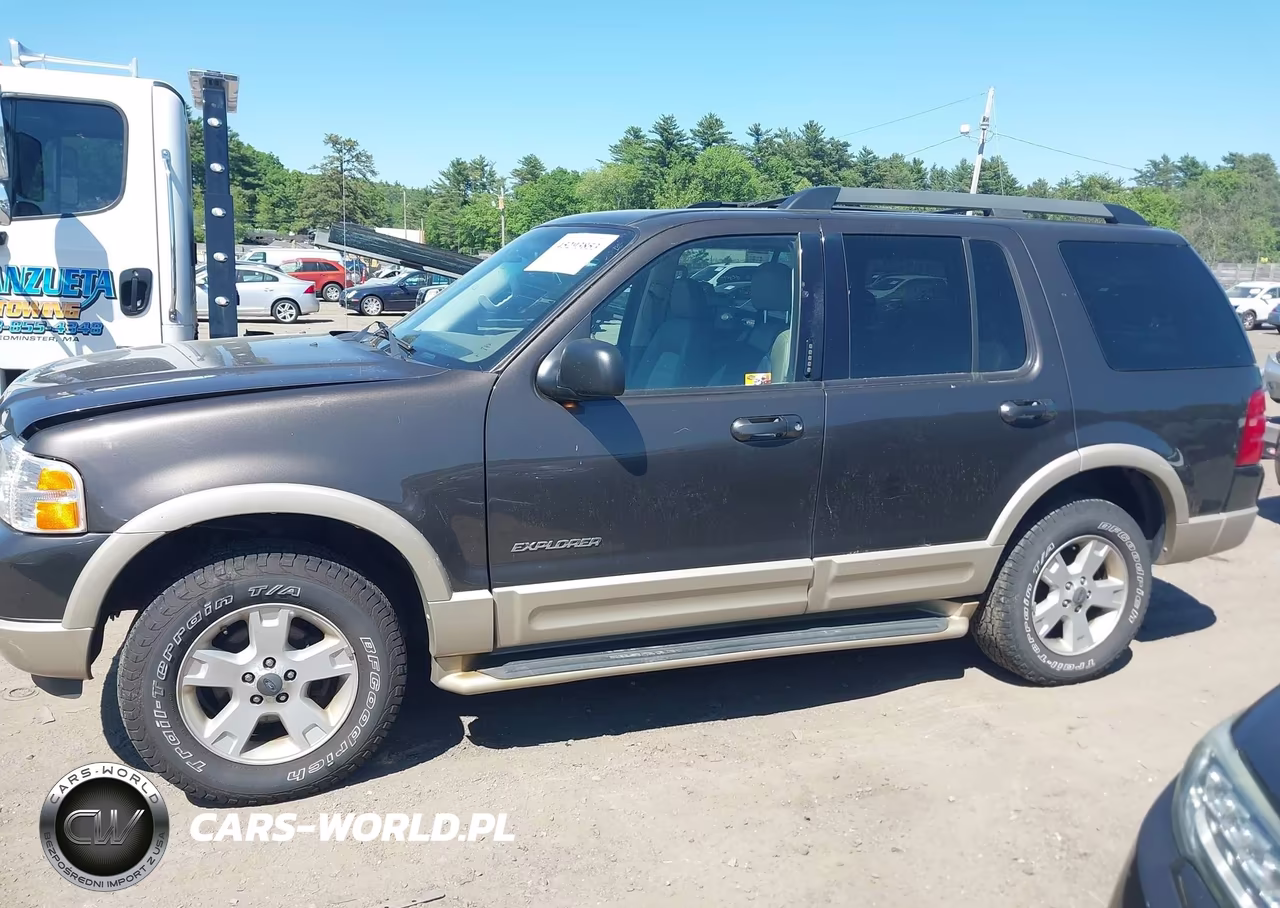2005 Ford Explorer Eddie Bauer VIN:1FMZU74E15UA93018 - 13