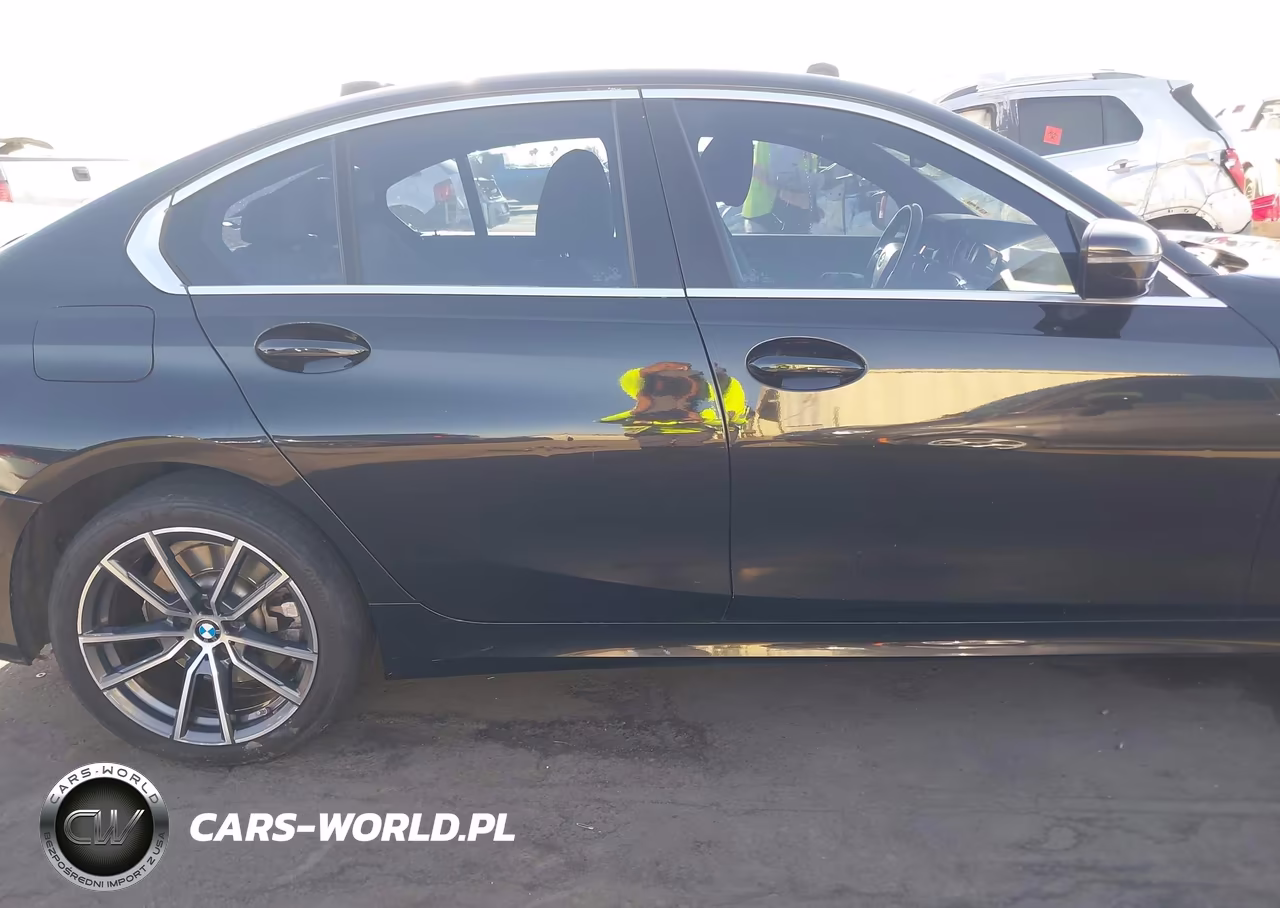 2019 BMW 330I VIN:WBA5R1C56KAK11903 - 13