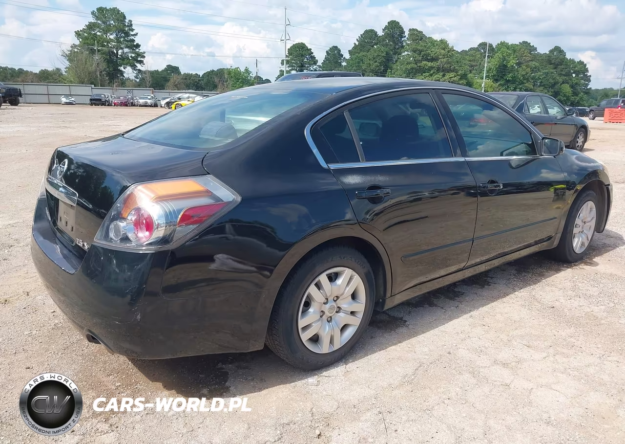 2010 Nissan Altima 2.5 S VIN:1N4AL2AP9AN534675 - 4