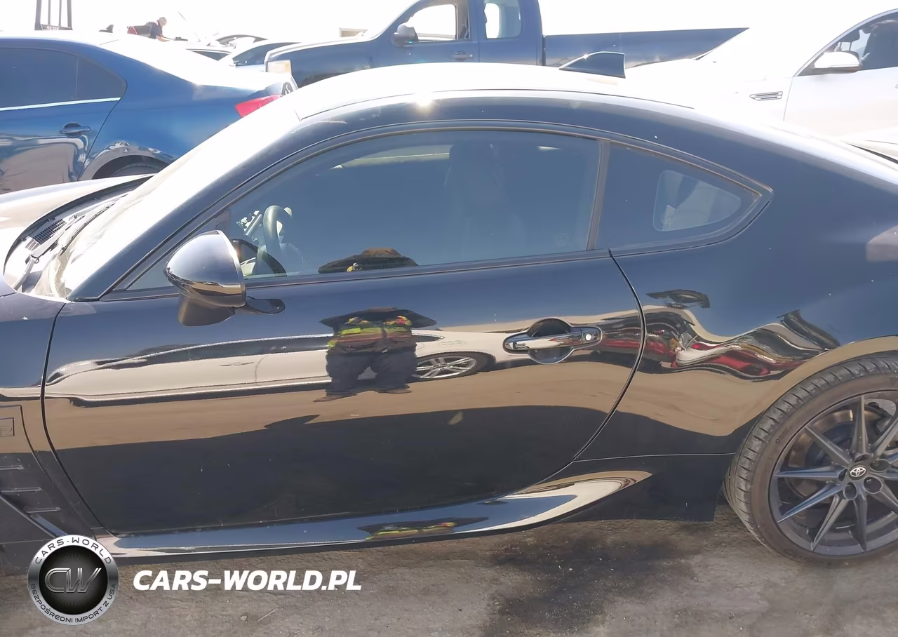 2023 Toyota Gr86 Premium VIN:JF1ZNBE17P9761609 - 14