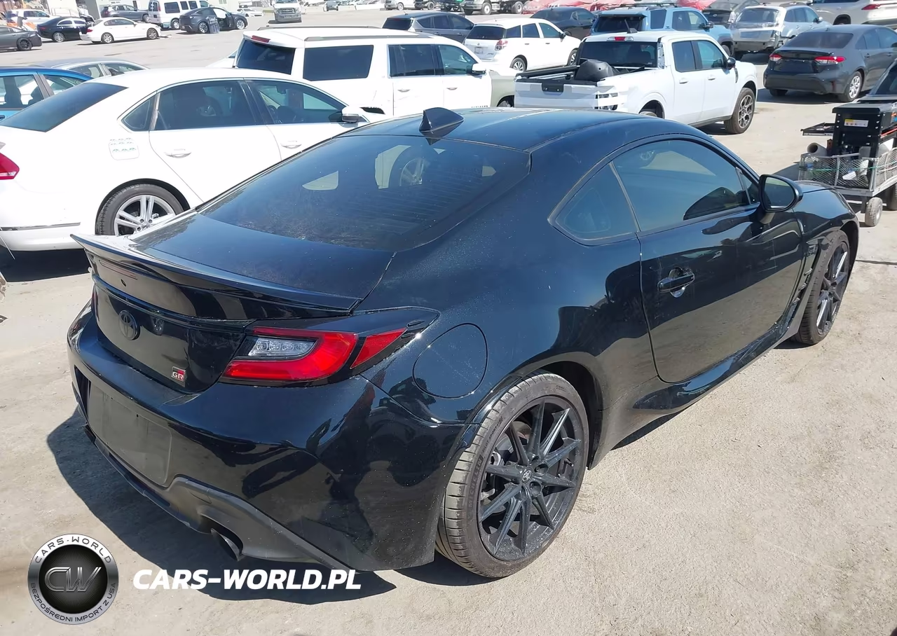 2023 Toyota Gr86 Premium VIN:JF1ZNBE17P9761609 - 4