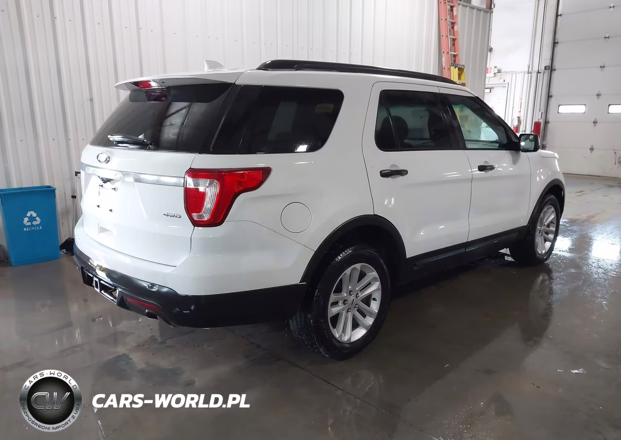 2017 Ford Explorer VIN:1FM5K8B89HGD18621 - 4