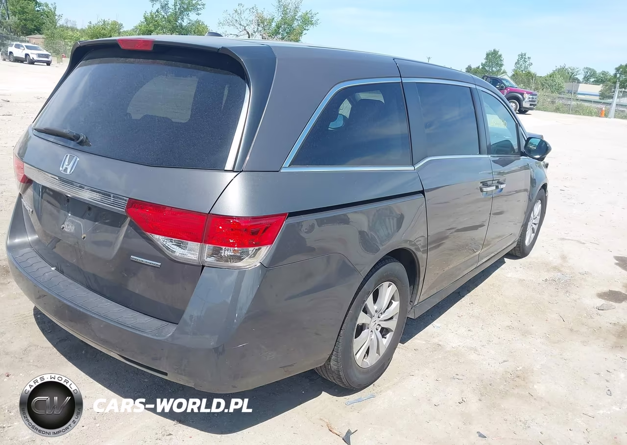 2016 Honda Odyssey Se VIN:5FNRL5H33GB090136 - 4
