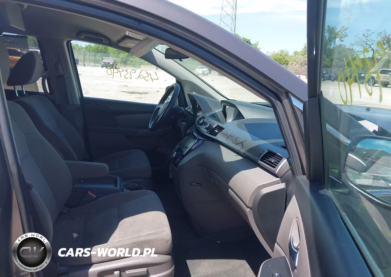 2016 Honda Odyssey Se VIN:5FNRL5H33GB090136 - 5