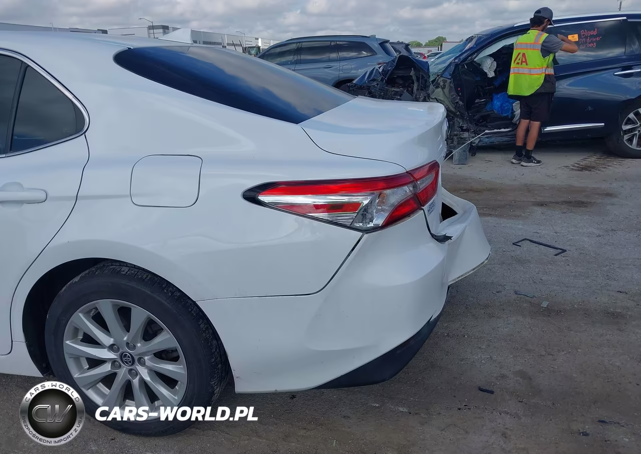 2019 Toyota Camry Le VIN:4T1B11HK3KU789284 - 6