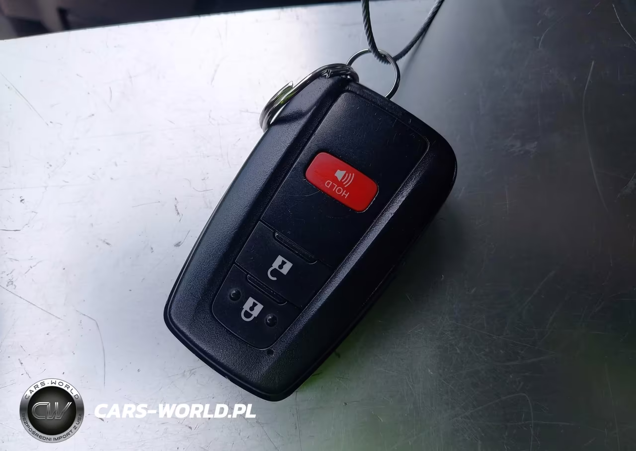 2020 Toyota Prius Le VIN:JTDKARFU3L3120060 - 11