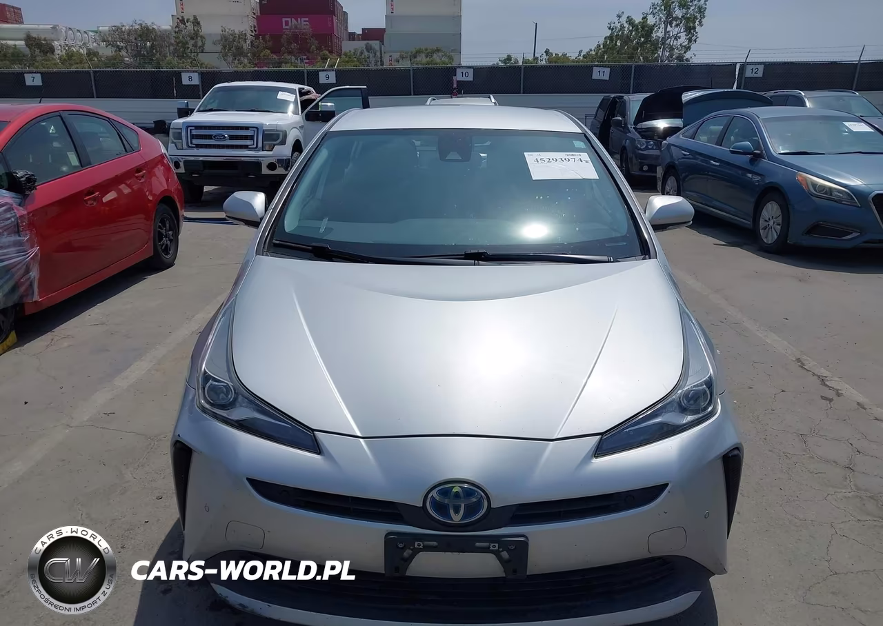 2020 Toyota Prius Le VIN:JTDKARFU3L3120060 - 12