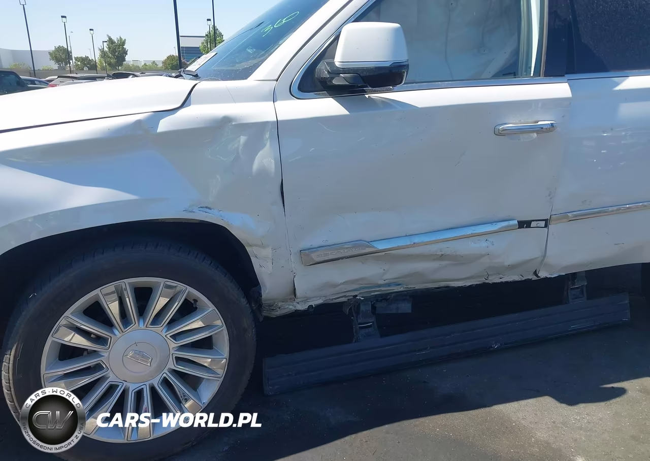 2017 Cadillac Escalade Platinum VIN:1GYS4DKJ0HR165932 - 6