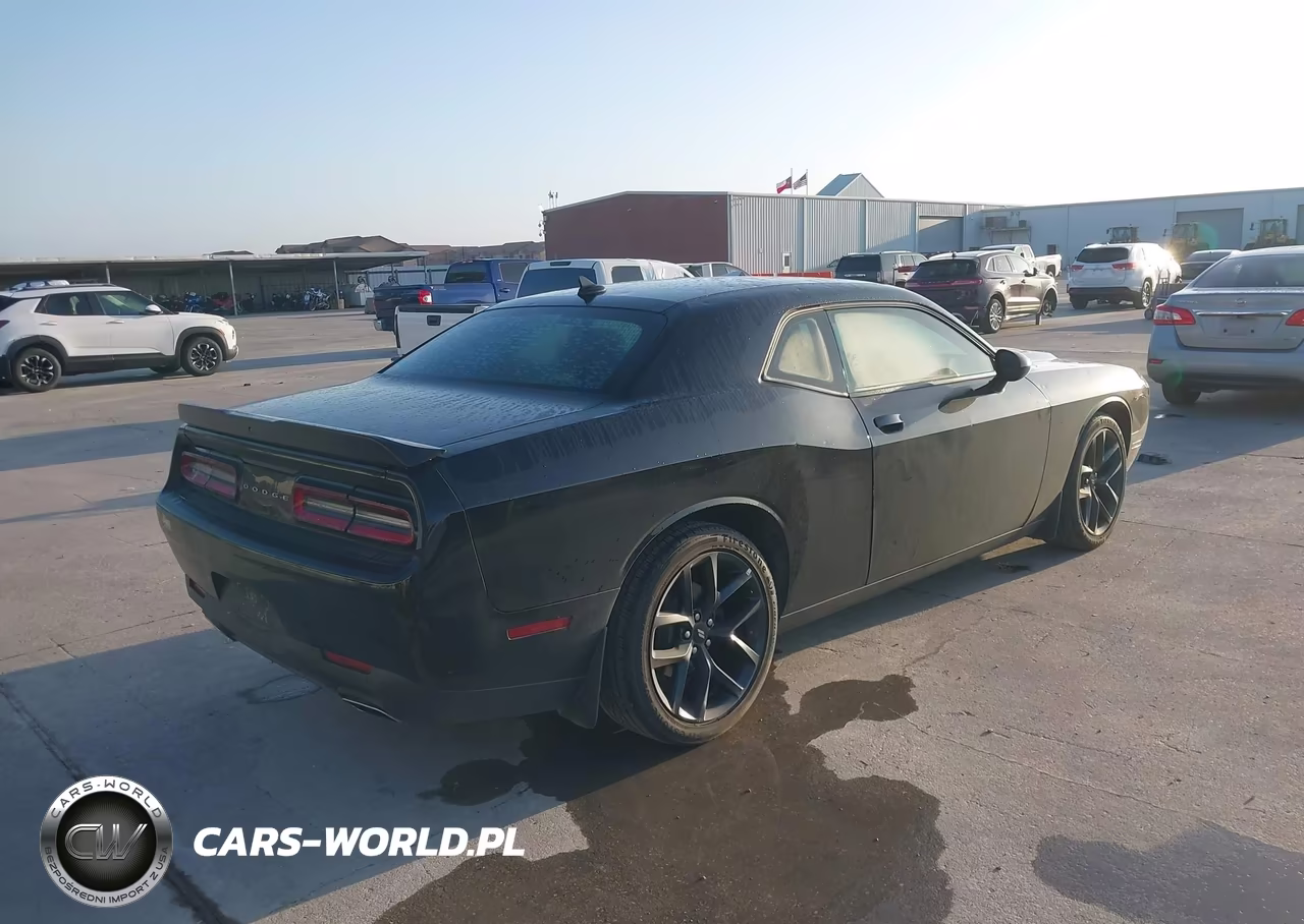 2019 Dodge Challenger Sxt VIN:2C3CDZAGXKH557597 - 4