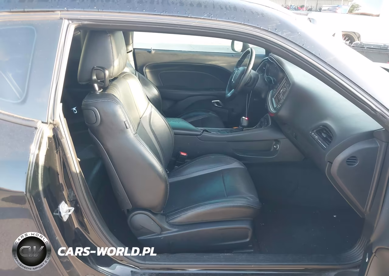 2019 Dodge Challenger Sxt VIN:2C3CDZAGXKH557597 - 5