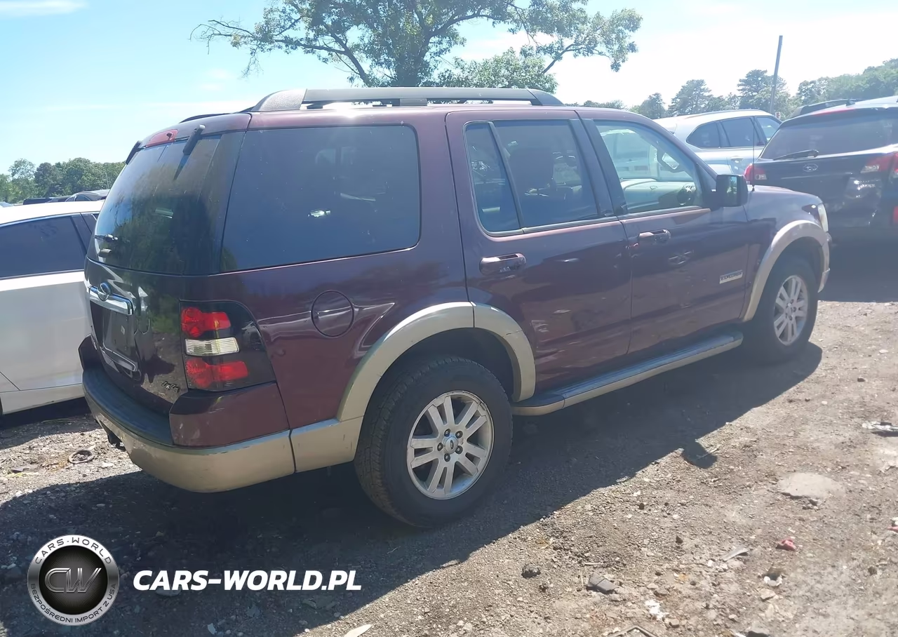 2008 Ford Explorer Eddie Bauer VIN:1FMEU74E38UA08165 - 4