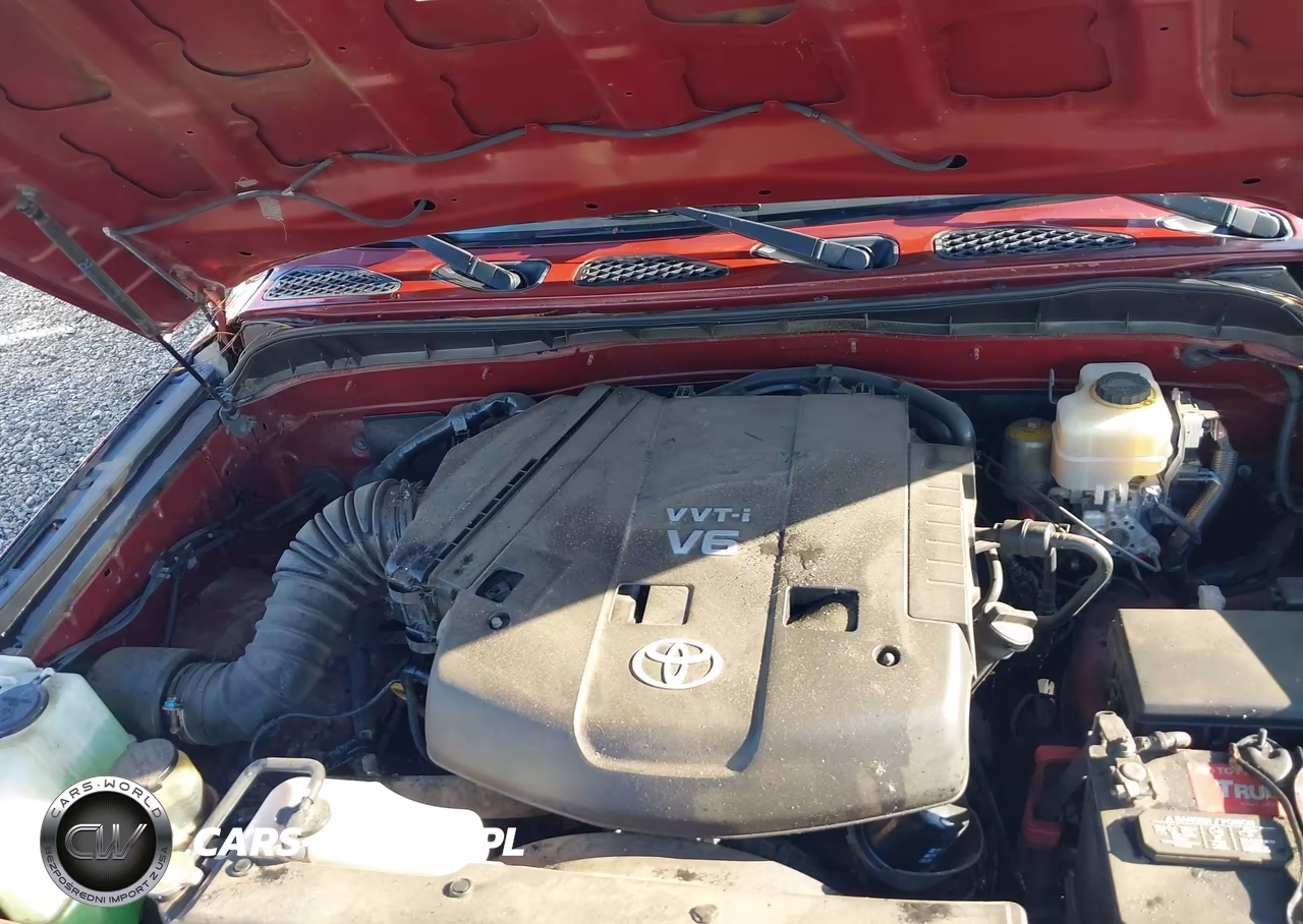 2008 Toyota Fj Cruiser VIN:JTEZU11F88K002904 - 10
